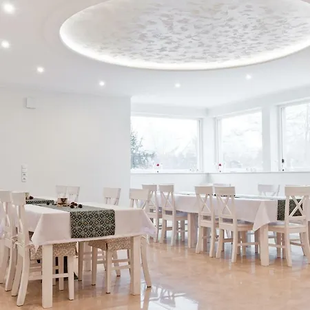 Hotell Pod Taborskimi Sosnami